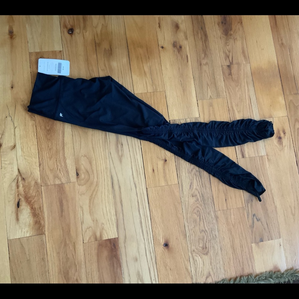 NWT FABLETICS   CASHEL FOLDOVER POWERFORM LEGGING